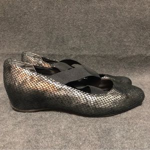 Rockport Womens 6.5 Wedge Shoes Total Motion Etenia Black Snake Comfort Pump